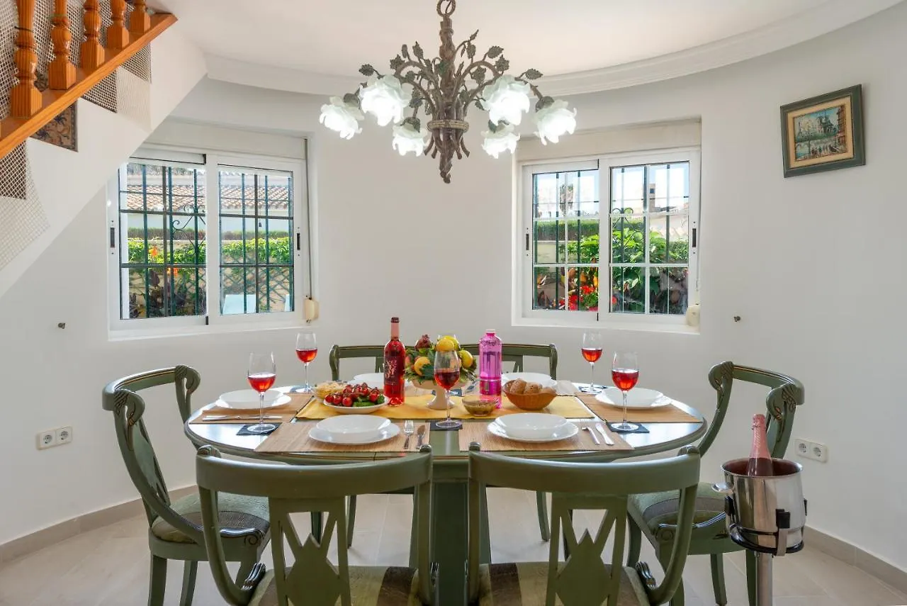 Villa Ruby Estepona
